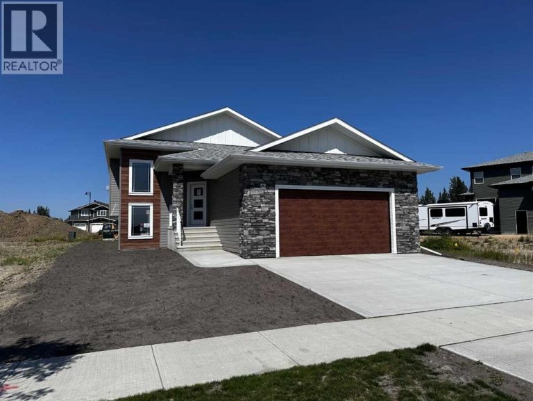 Listing photo – 52 Everson Close, Red Deer