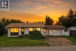Listing photo – 5420 55 Street, Ponoka