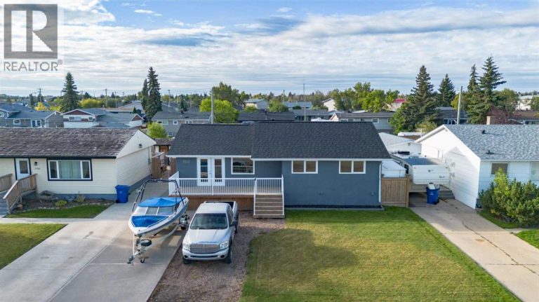 Listing photo – 5707 46 Avenue, Stettler