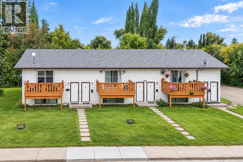 Listing photo – 5918 57 Avenue, Red Deer