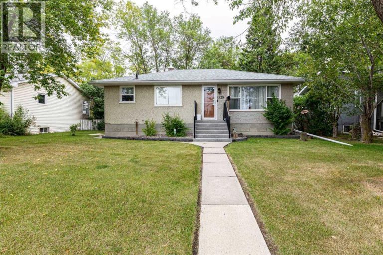 Listing photo – 4429 41 Avenue, Red Deer