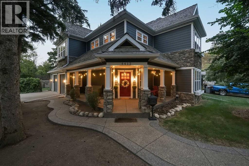 Welcome to 4412 - 51 Street