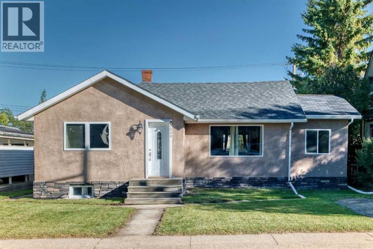Listing photo – 5020 46 Street, Innisfail