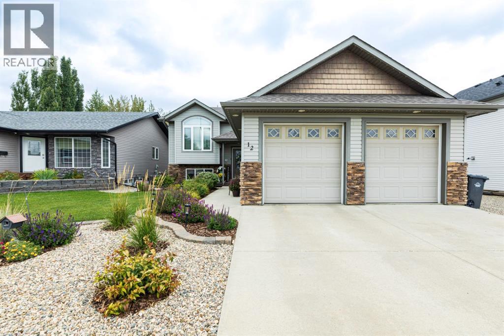 Listing photo – 12 Aspen Heights Way, Innisfail