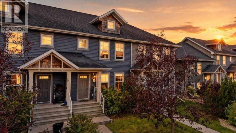 Listing photo – 10 Rafferty Court, Sylvan Lake
