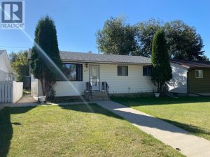 Listing photo – 6609 45 Avenue, Camrose