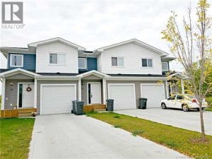 Listing photo – 49 Hawthorn Place, Sylvan Lake