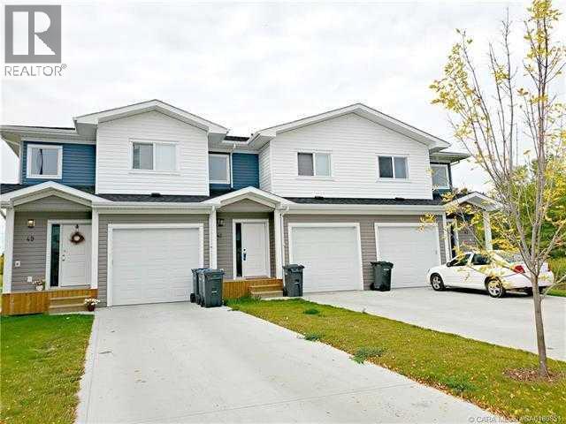 Listing photo – 49 Hawthorn Place, Sylvan Lake
