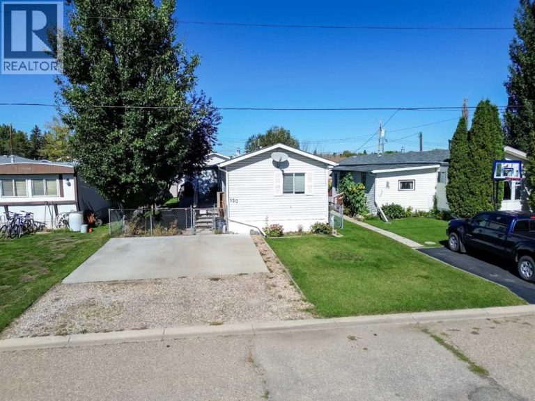 Listing photo – 150 Devilder Avenue, Trochu