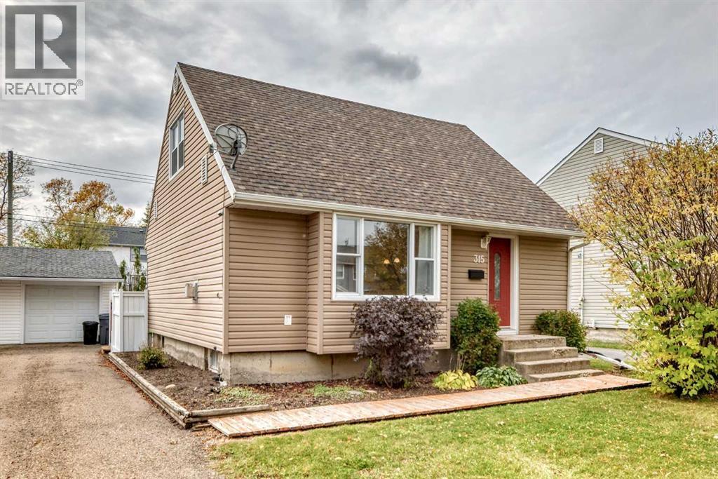 Listing photo – 315 Spruce Street, Springbrook
