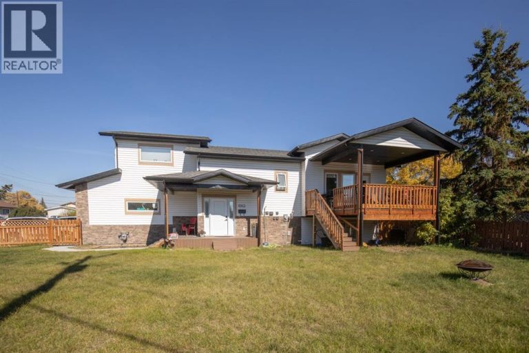 Listing photo – 6913 59 Avenue, Red Deer