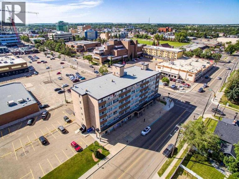 Listing photo – 405, 4820 47 Avenue, Red Deer