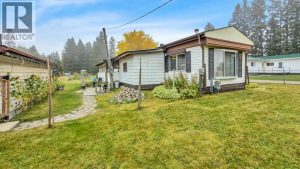 Listing photo – 4415 62 Street, Rocky Mountain House