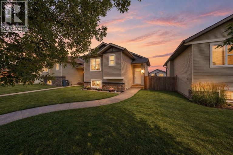 Listing photo – 106 25 Street, Rural Red Deer County