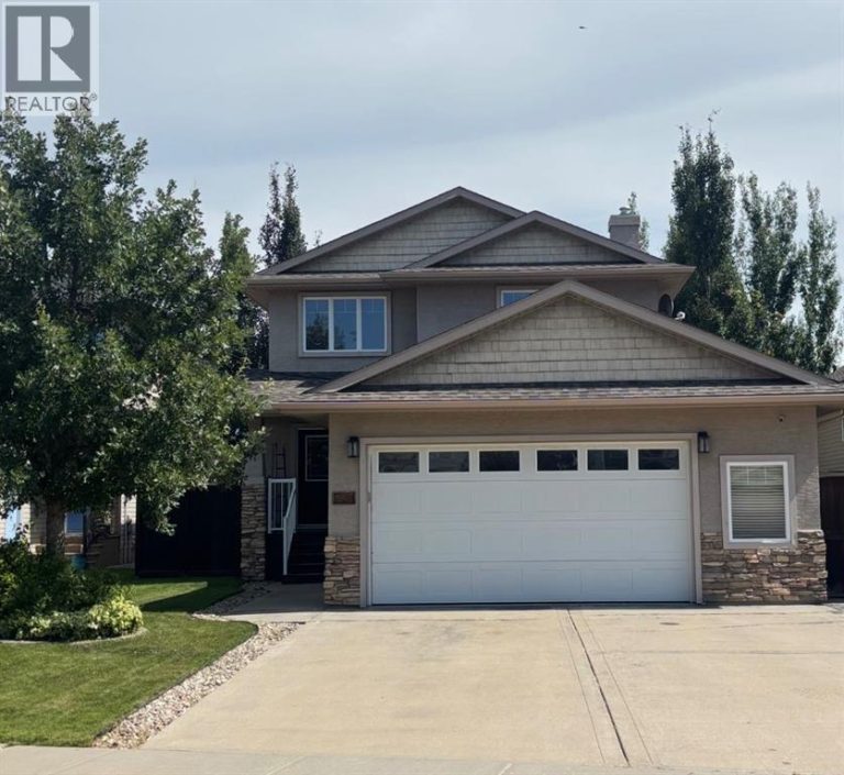 Listing photo – 3407 50B Street Close, Camrose