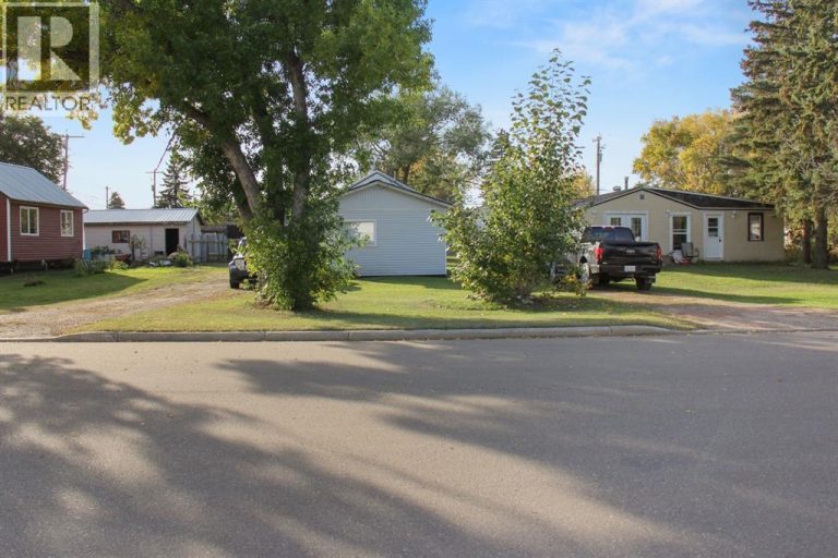 Listing photo – 4809 49 Street, Sedgewick
