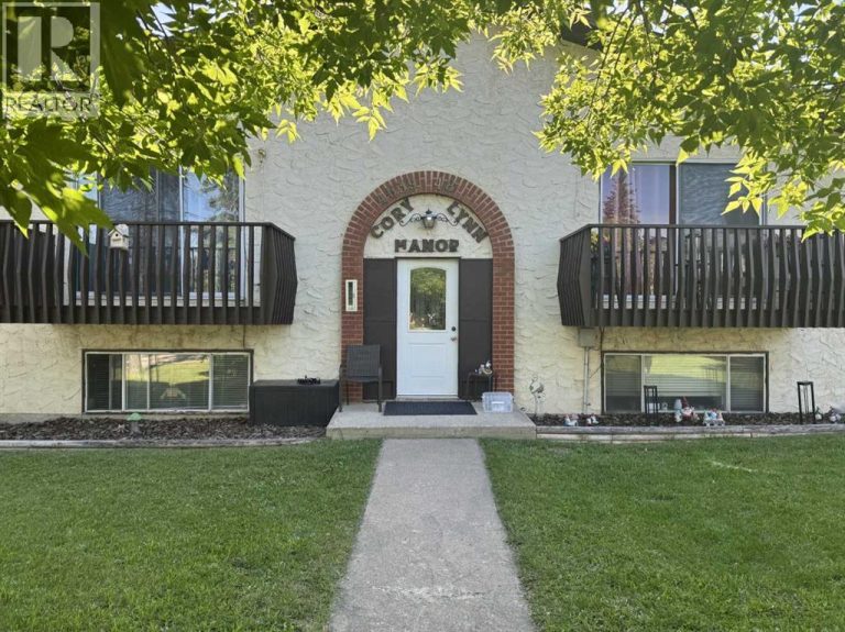 Listing photo – 4639 48 Street, Sylvan Lake
