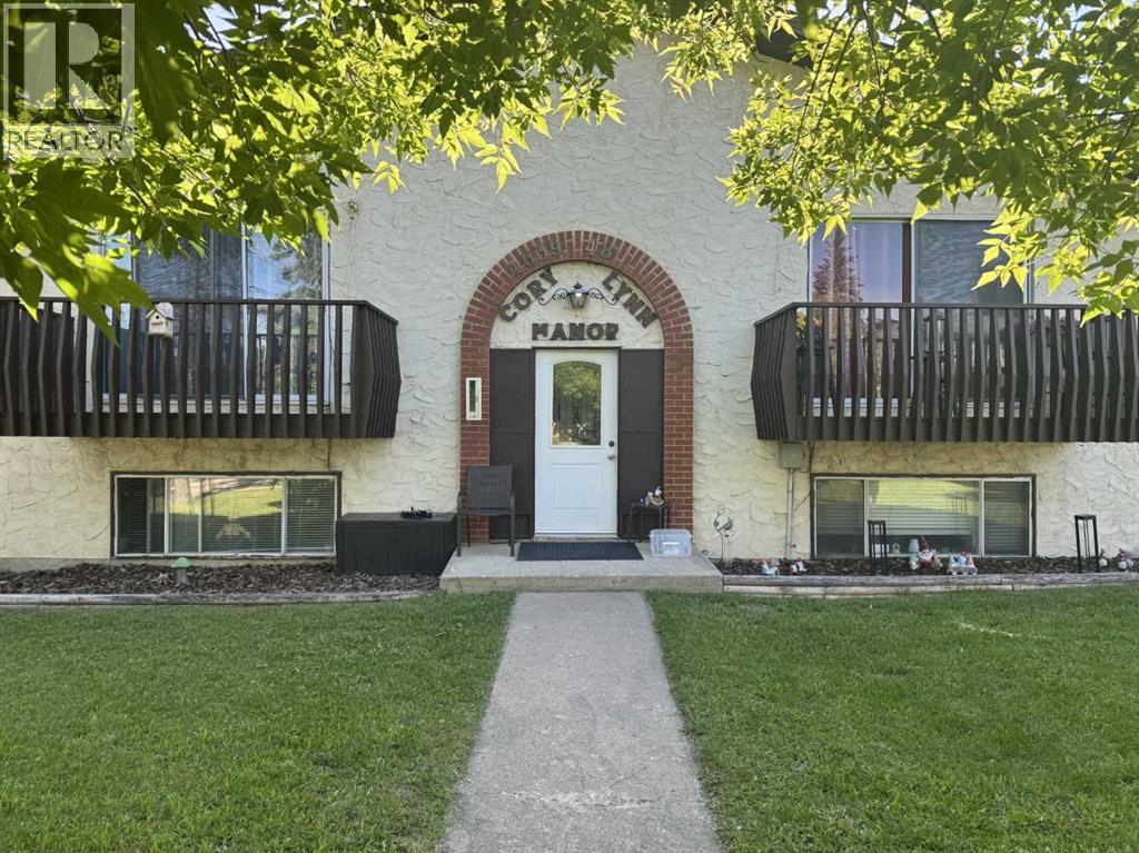 Listing photo – 4639 48 Street, Sylvan Lake