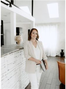 Agent photo – Sherri Morrison
