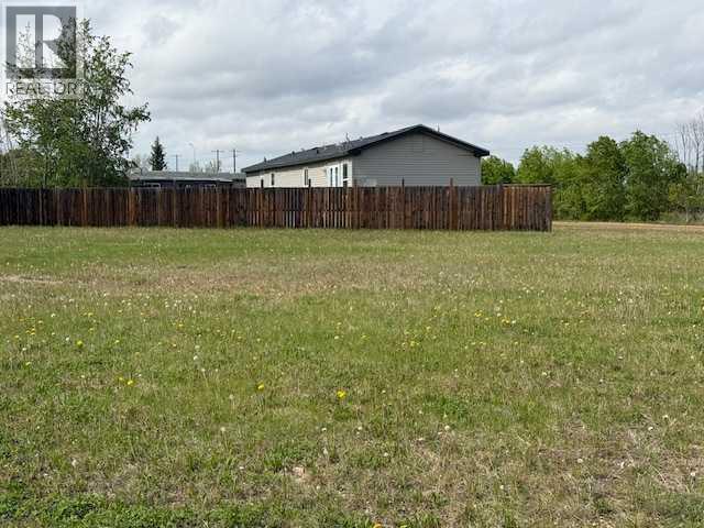 Listing photo – 5032 45 Street, Hardisty