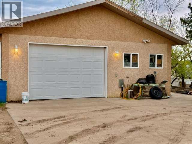 Listing photo – 5116 48 Street, Hardisty