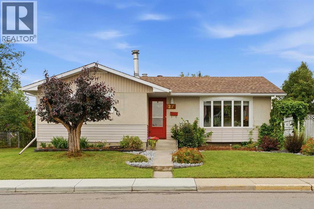 Listing photo – 27 Fir Street, Red Deer