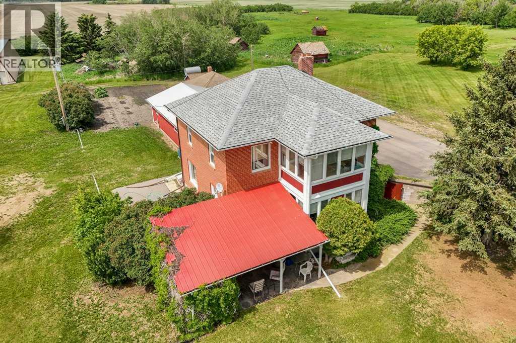Listing photo – 46218 RR 203, Rural Camrose County