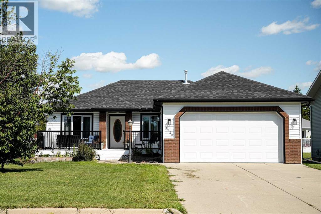 Listing photo – 4520 48 Avenue, Hardisty
