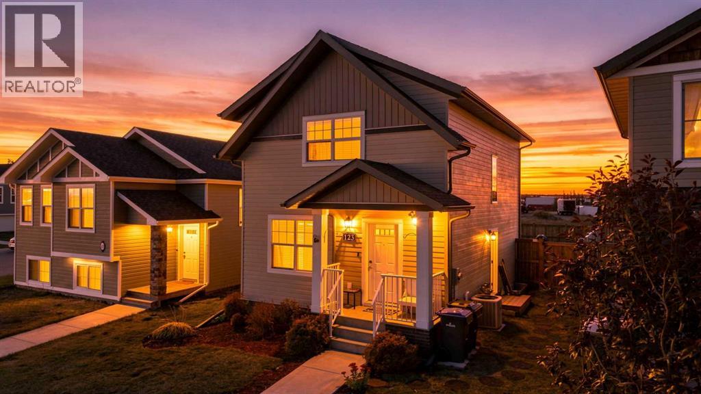 Listing photo – 123 Hinshaw Drive, Sylvan Lake