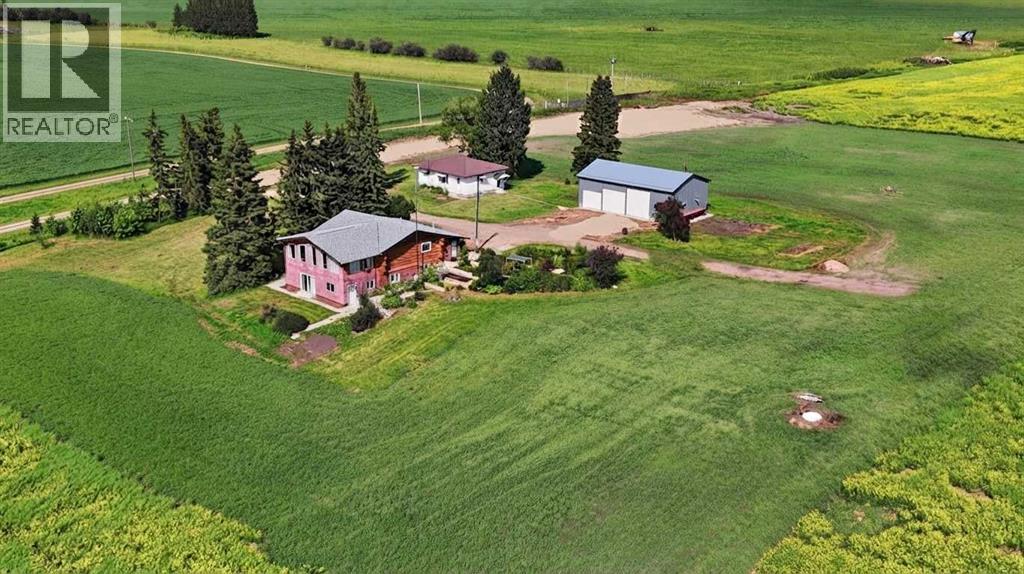 Listing photo – 22027 Township Road 423, Rural Ponoka County