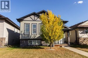 Listing photo – 17 Charles Avenue, Red Deer