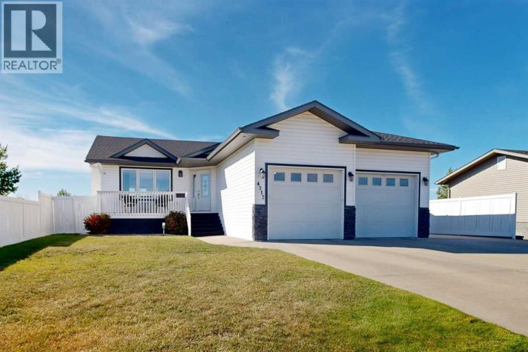 Listing photo – 4212 66 Street, Stettler