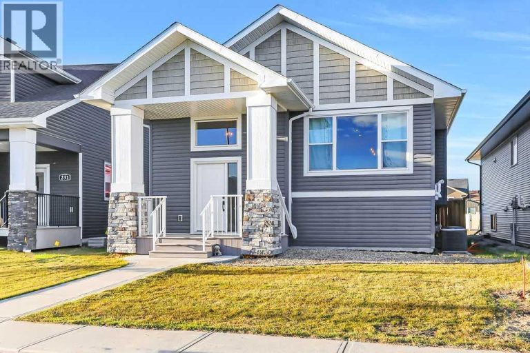 Listing photo – 227 Livingston Close, Red Deer