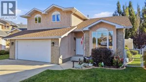 Listing photo – 6404 55 Avenue, Ponoka
