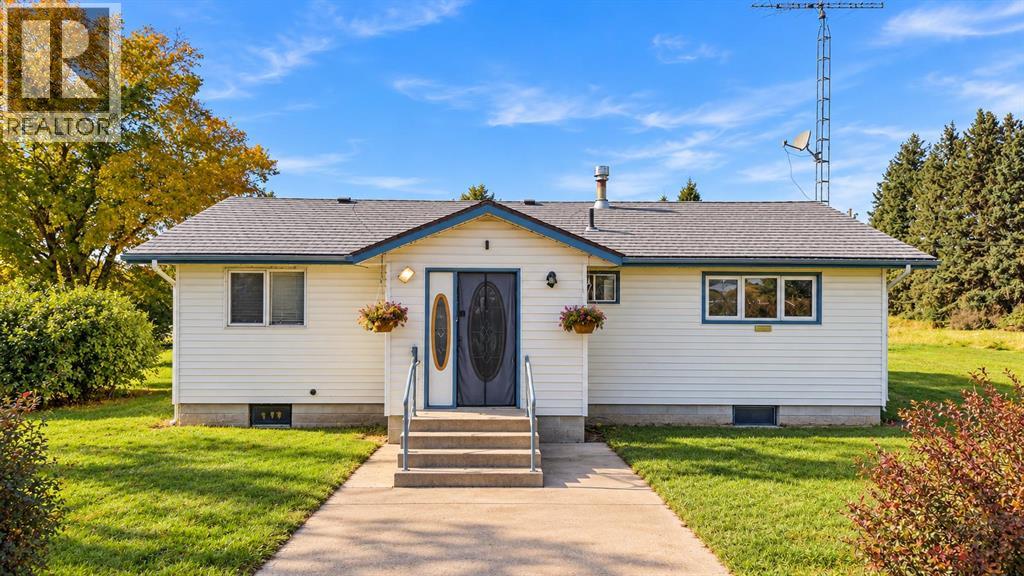 Listing photo – 432017 Range Road 254, Rural Ponoka County