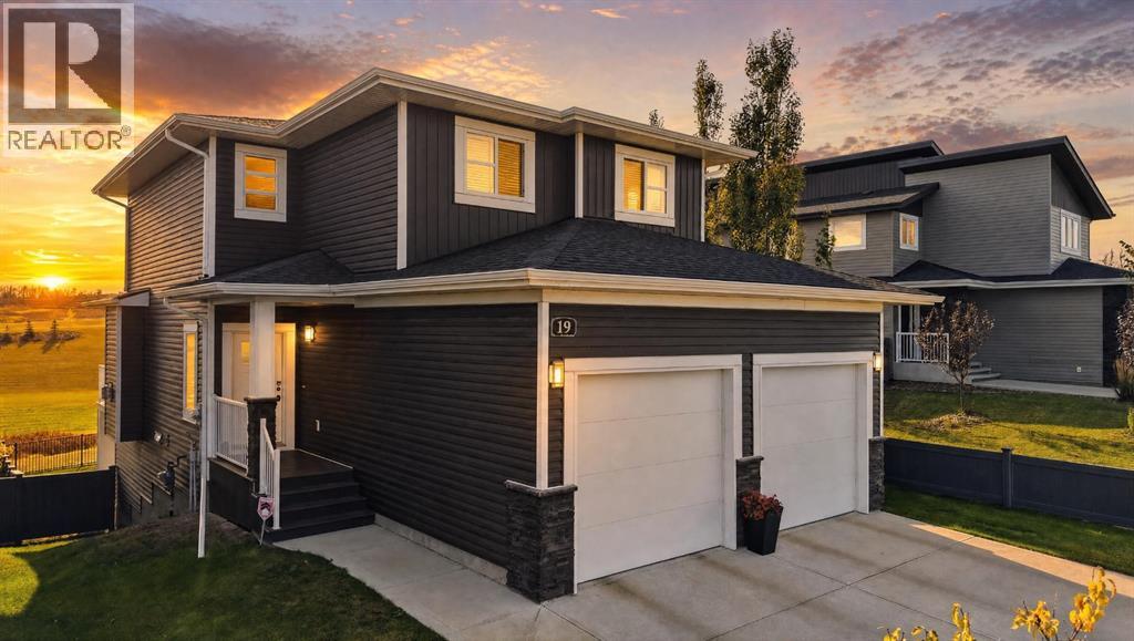 Listing photo – 19 VanVeller Way, Sylvan Lake