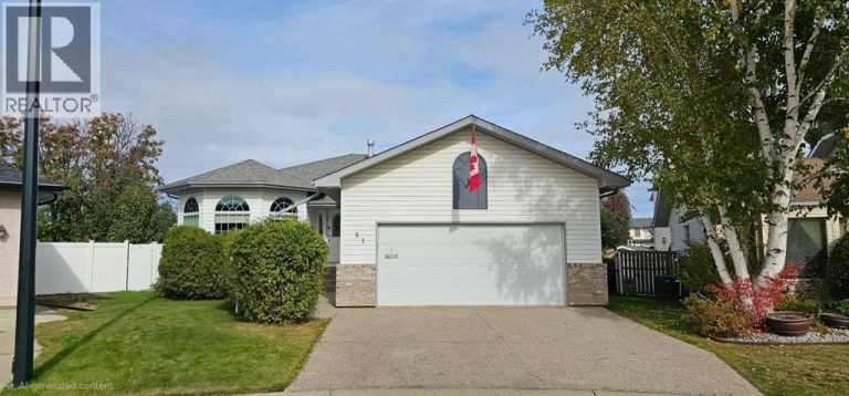 Listing photo – 51 DOAN Avenue, Red Deer