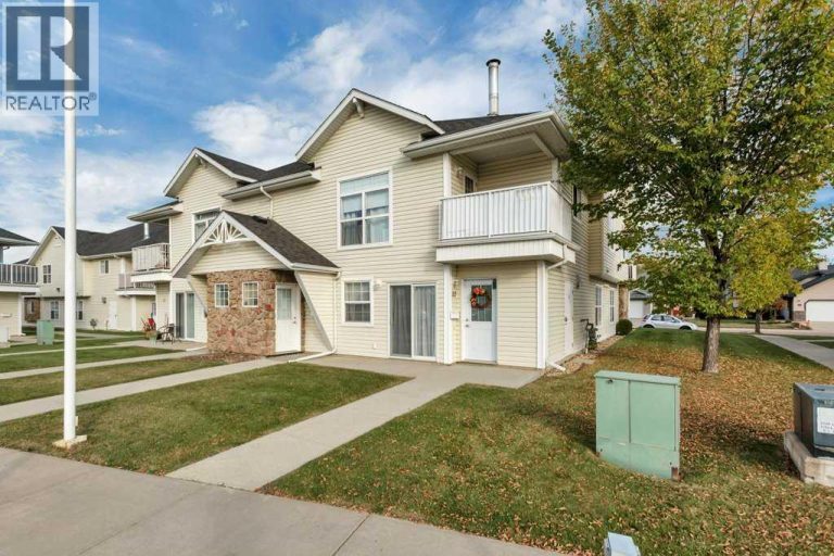 Listing photo – 22, 33 Jennings Crescent, Red Deer
