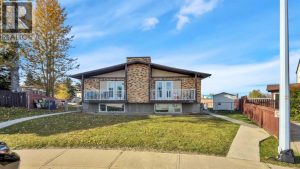 Listing photo – 5745 & 5743, 53 Streeet, Rocky Mountain House