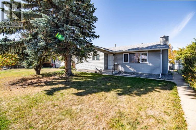 Listing photo – 3419 50 Avenue, Innisfail