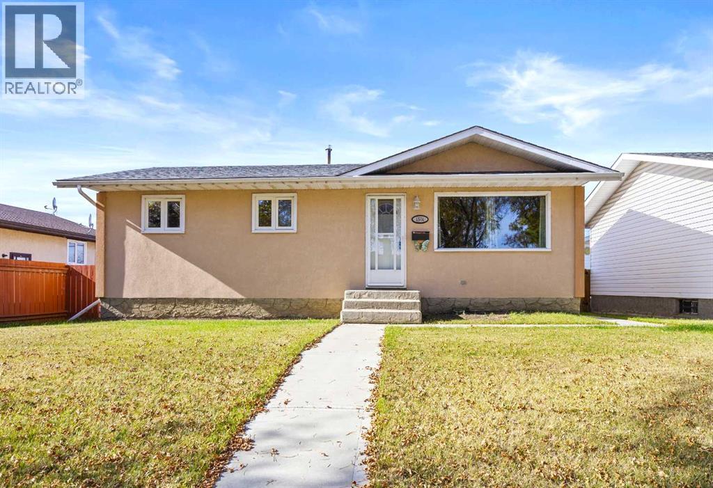 Listing photo – 4504 67 Street, Camrose