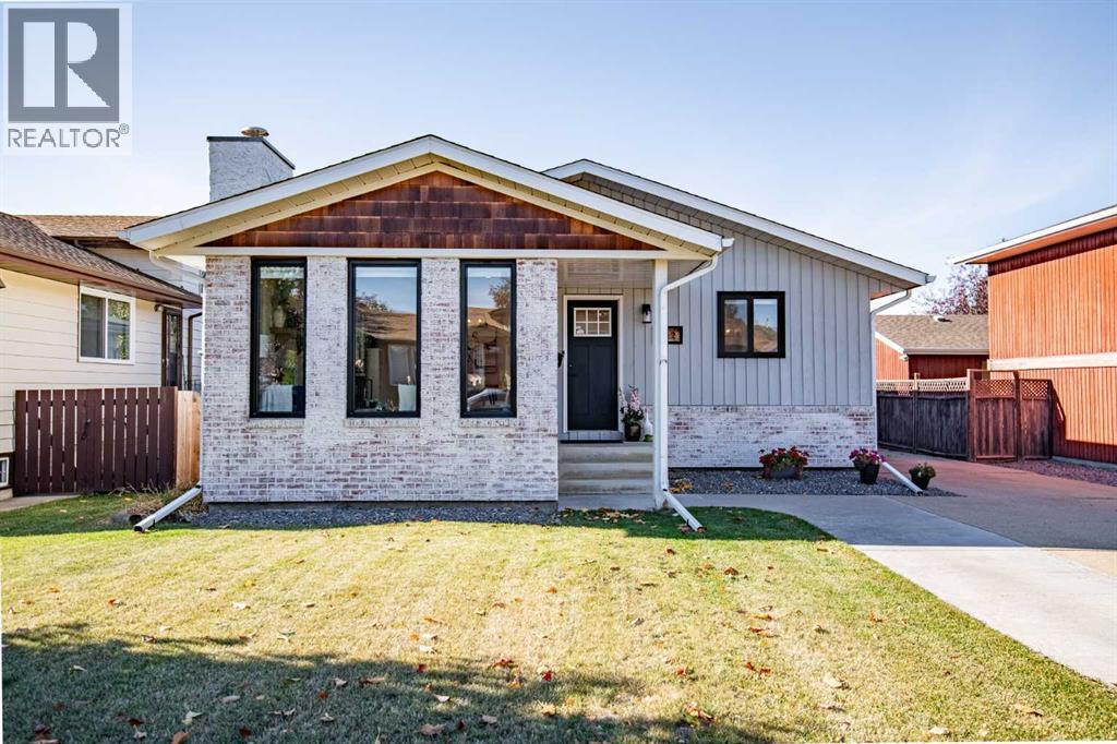Listing photo – 112 Carroll Crescent, Red Deer