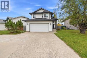 Listing photo – 6215 58 Street, Rocky Mountain House