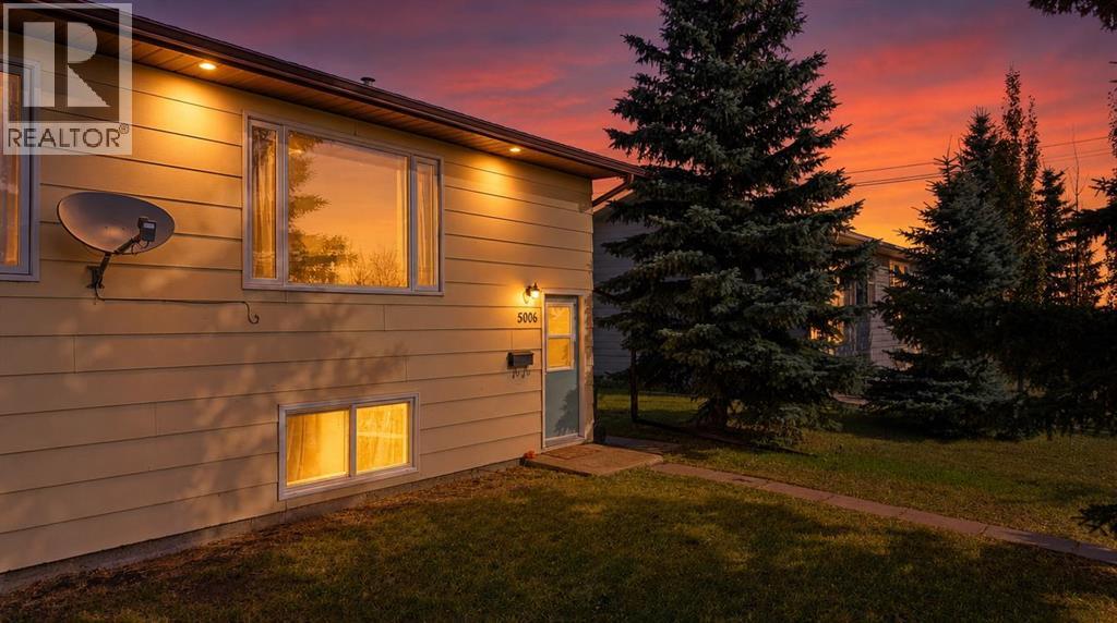 Listing photo – 5006 63 Avenue, Ponoka