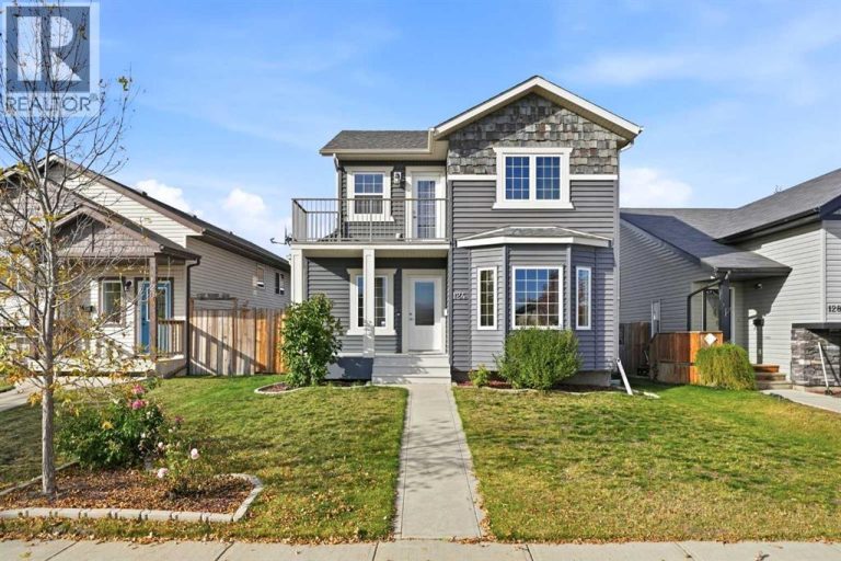 Listing photo – 124 Pioneer Way, Blackfalds