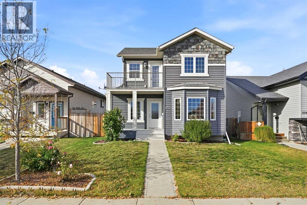 Listing photo – 124 Pioneer Way, Blackfalds