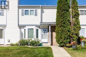 Listing photo – 67 Elwell Close, Red Deer