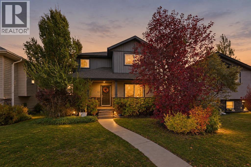 Welcome to 77 Aztec Crescent