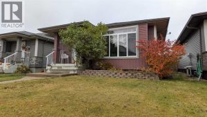 Listing photo – 4421 74 Street, Camrose