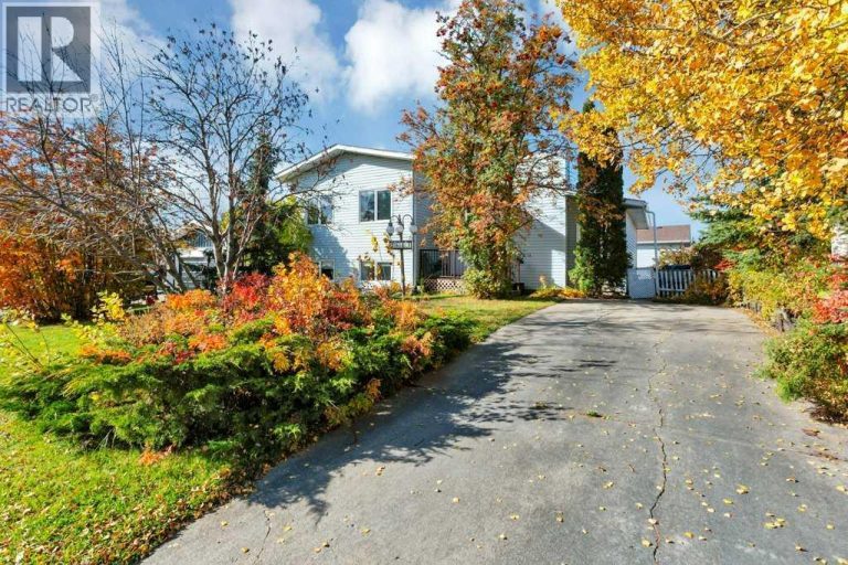 Listing photo – 4614 Park Avenue, Rimbey